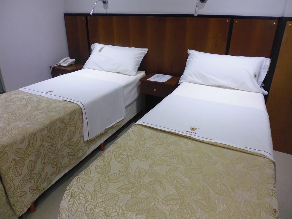 Hotel Athos Buenos Aires Esterno foto