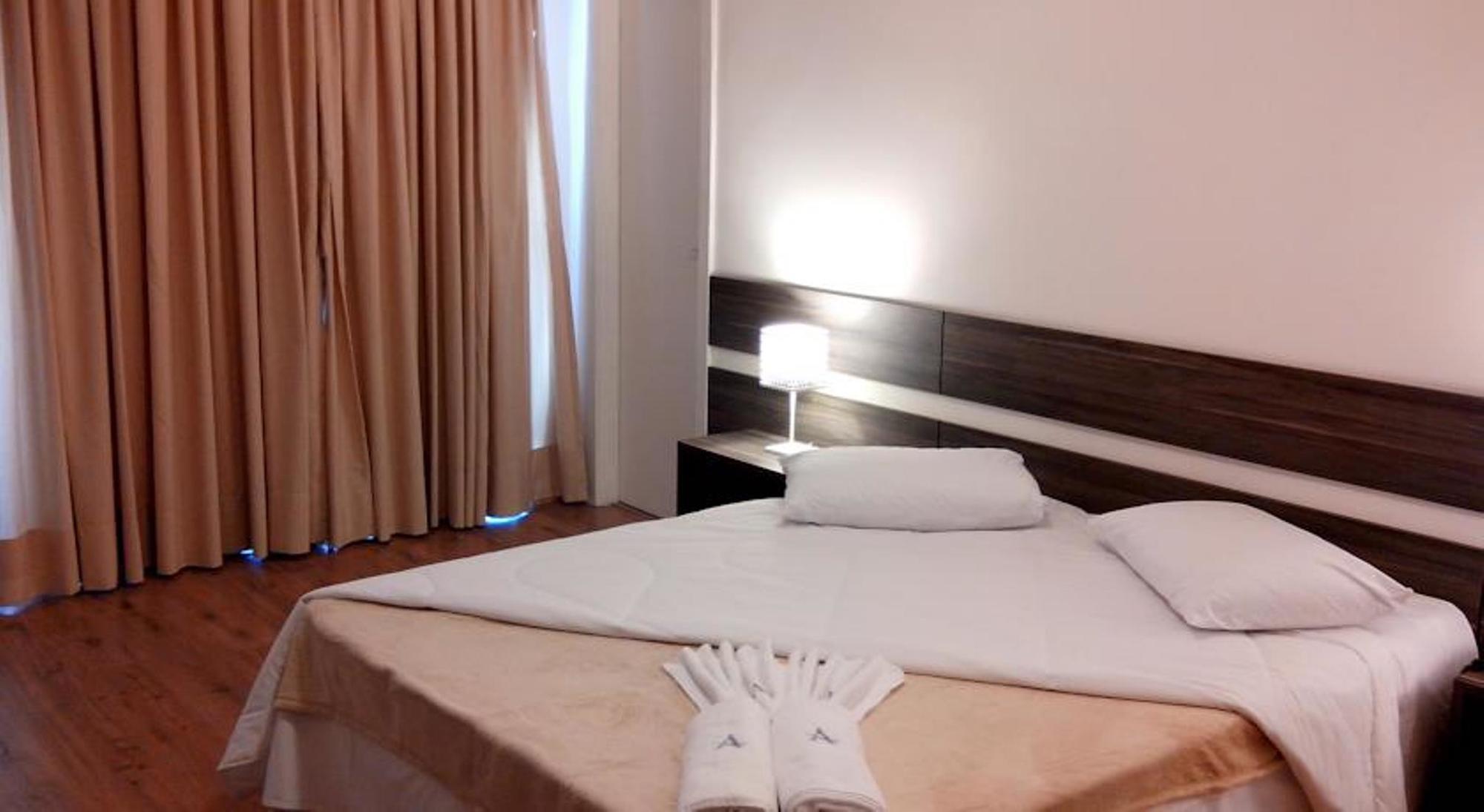 Hotel Athos Buenos Aires Esterno foto